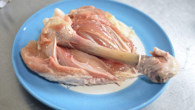 酶解雞腿骨生產(chǎn)硫酸軟骨素的方法有哪些？